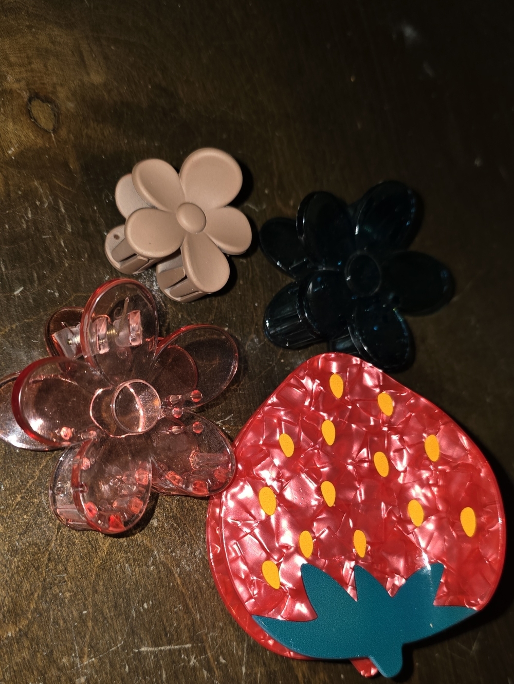 Hair Clips Cute Flower/ Strawberry Clips